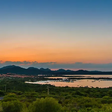 La Perla Del Golfo With Stunning View - Happy * Marinella (Sardinia)